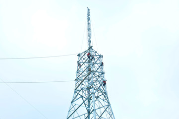 Pylon construction workers