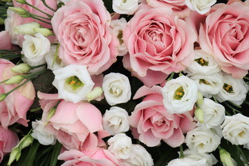Pink and white wedding flowers
