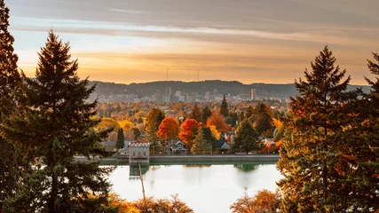 Keuken spatwand met foto Landscape of water reservoirs with Portland downtown view from Mt. Tabor's park © yooranpark