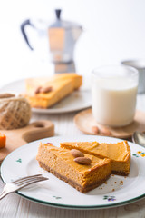 appetizing pumpkin cheesecake