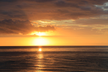 Obraz na płótnie Canvas Amazing sunrise at sea in the morning