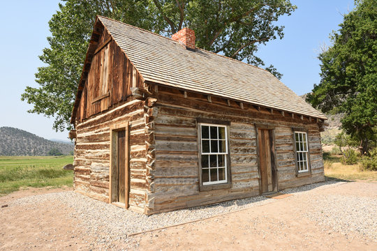 Wooden Butch Cassidy House In Utah