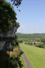 Habitat préhstorique à la Roque Saint Christophe en Dordogne