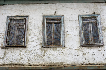 Fototapeta na wymiar window at the old house