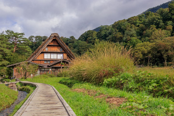 秋の白川郷　岐阜県白川村　Shirakawa-go in autumn Gifu Shirakawa village