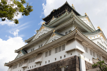 Castillo de Osaka arquitectura tradicional japonesa