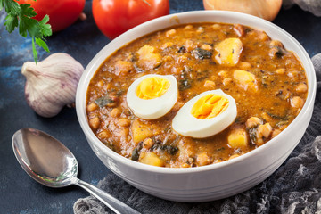 Chickpea stew with cod. Potaje de Vigilia