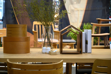 Interior decorating ideas and layout