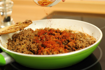 Adding mix spices into ground beef