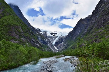 Fototapeta na wymiar Jostedalsbreen Glacier - in the Norwegian Mountains