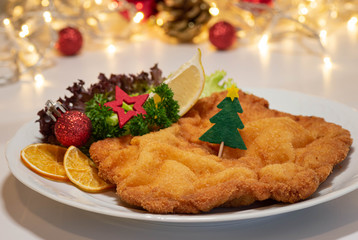Wiener Schnitzel zur Weihnachtszeit - Viennese schnitzel at Christmas time