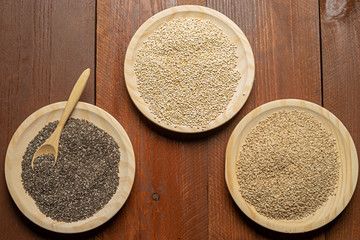 Semillas de chia, lino y sésamo