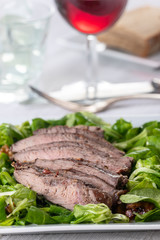 steak on lamb's lettuce