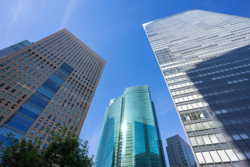 東京汐留の高層ビル群の風景