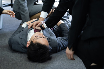 過労　心筋梗塞　ビジネスマン