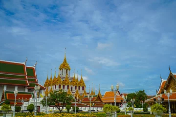 Foto op Canvas ワット・ラチャナダラム ロハプラサート（タイ王国 バンコク） © kanzilyou