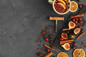 Glint wine glass with ingredients, view from above