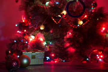 Fototapeta na wymiar Christmas holiday background with empty wooden deck table over bokeh.