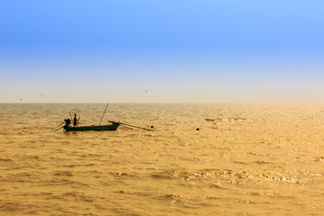 Fototapeta na wymiar Seascape with fishing boat, Thailand