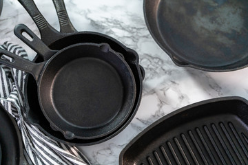 Cast iron frying pan