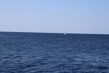 Obraz premium ship in the ocean