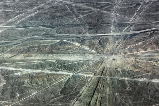 lines plateau Nazca