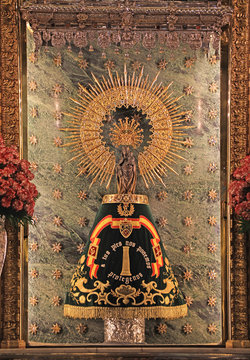 imagen virgen  nuestra se&ntilde;ora pilar zaragoza 4M0A9865-as19