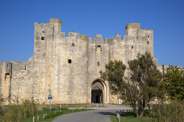 Fototapeta na wymiar The medieval french town of Aigues Mortes in the Camargue