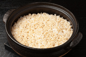 土鍋で炊いたもち麦