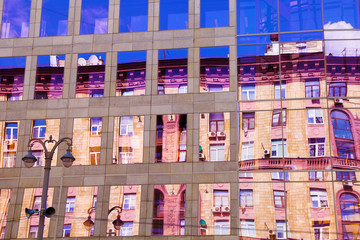 The sights of Moscow in the reflection of shop Windows