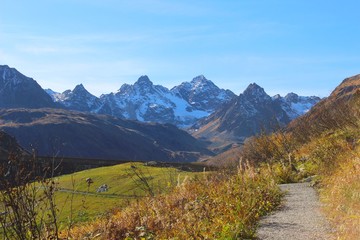 Aufnahmen des Silvretta-Stausees und der Hochalpenstraßße