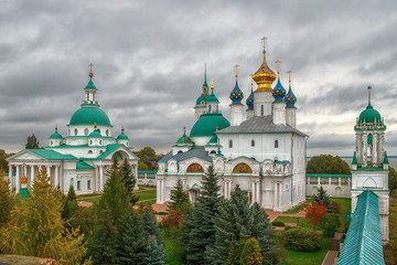 Fototapeta na wymiar Spaso-Yakovlevsky Dimitriev monastery in Rostov the Great. Russia.