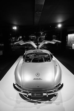 Sports car Mercedes-Benz 300SL (W198). Center of Heydar Aliyev, Baku, Azerbaijan, 04.27.2017