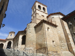 Fototapeta premium IGLESIA EN MEDINA DE POMAR, BURGOS