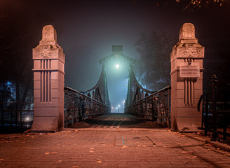 Most Groszowy w Opolu w nocy - obrazy, fototapety, plakaty