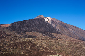Fototapeta na wymiar El Teide, the volcano located on the island of Tenerife (Canary Islands, Spain).