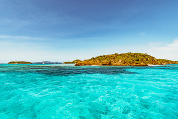 Fototapeta premium Baradal Island i Tobago Cays