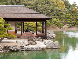Naklejka premium 栗林公園 池を望む