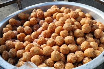 Kai Hong is Thai dessert.