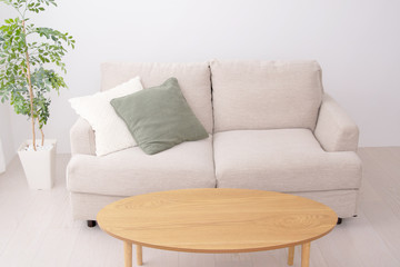 ソファと観葉植物