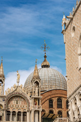 Fototapeta na wymiar Venice, Basilica and Cathedral of San Marco (St. Mark the evangelist) and the Palazzo Ducale (Doge Palace) UNESCO world heritage site, Veneto, Italy, Europe