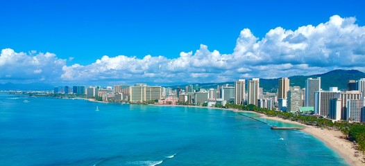 Fototapeta na wymiar Aerial view of Waikiki beach 