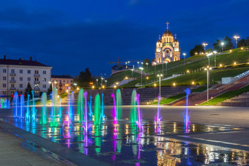 Dancing fountain in Samara on the Glory Square - obrazy, fototapety, plakaty