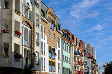 Fototapeta premium Colorful townhouses in front of blue sky