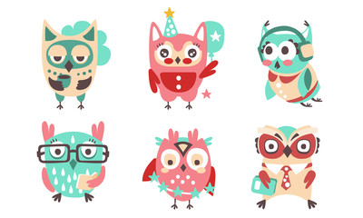 Set of cartoon stylish owls. Vector illustration.