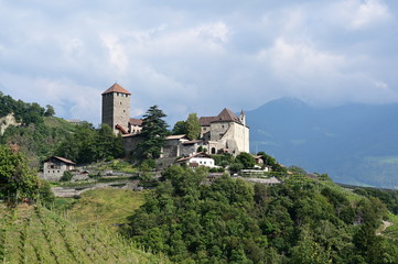 Fototapeta premium Schloss Tirol