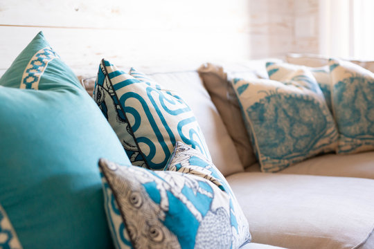 Cozy Beach House Living Room With Blue Decorative Pillows