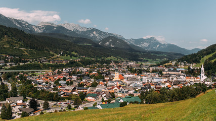 Fototapeta na wymiar Wandern am Dachstein in der Steiermark in Österreich