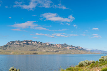 Naklejka premium lake in mountains