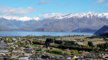 Fototapeta na wymiar Wanaka Lake View at Mountain in New Zealand